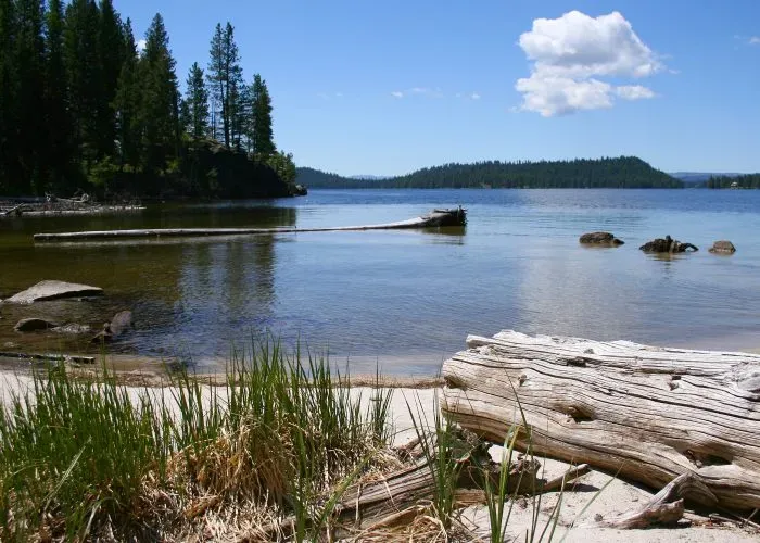 off-season mountain towns